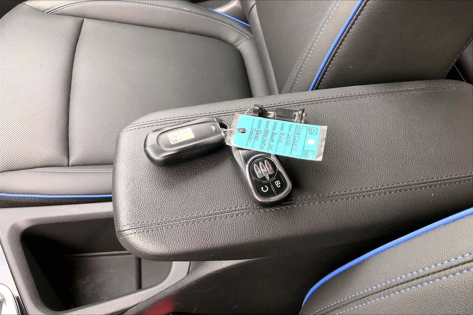 Used 2025 Buick Encore GX Sport Touring w/ Advanced Technology Package image 14