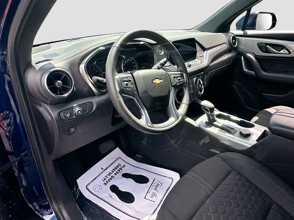 Used 2022 Chevrolet Blazer LT FWD image 9