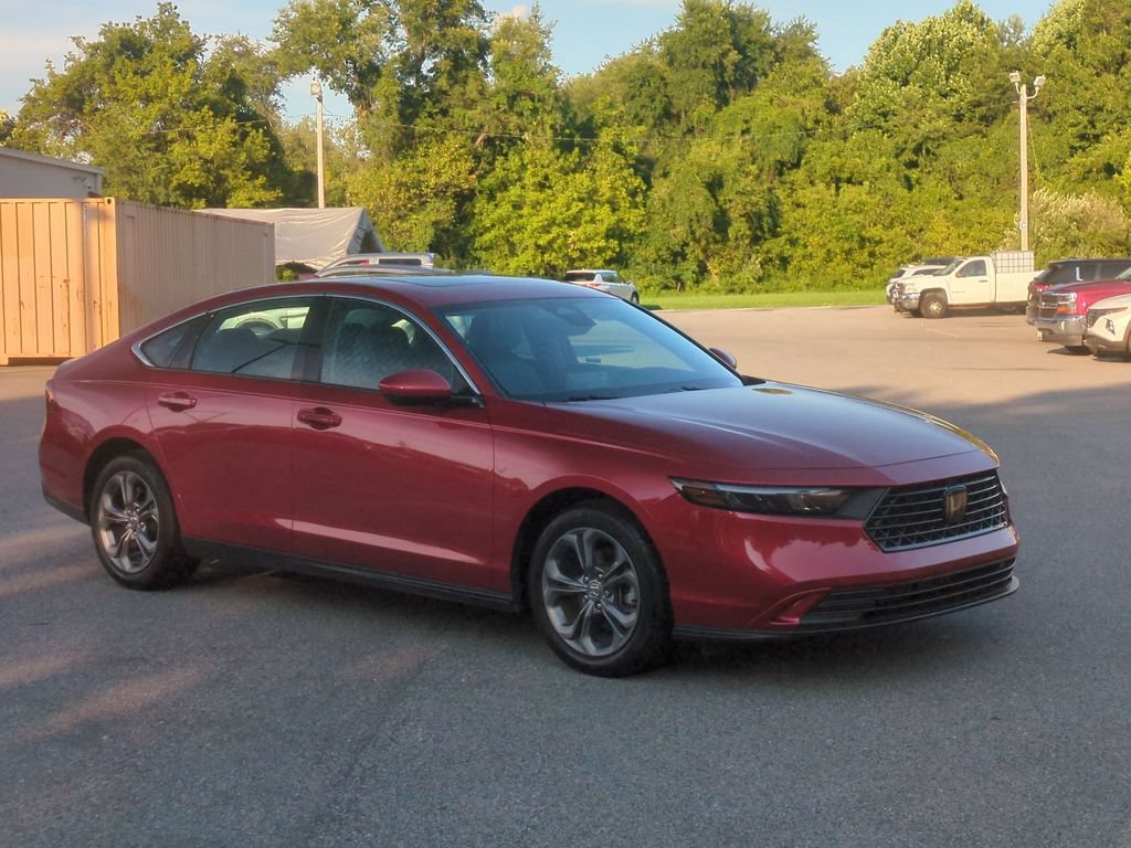 Used 2024 Honda Accord EX image 3