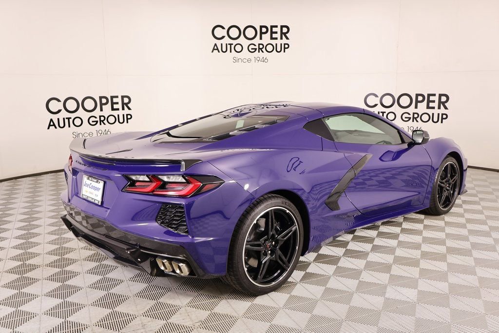 Used 2025 Chevrolet Corvette Stingray Coupe w/ 1LT image 19