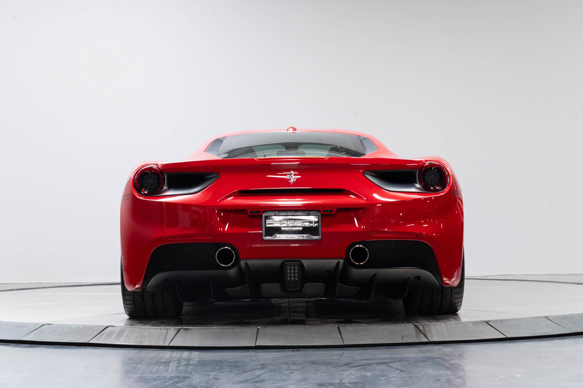 Used 2018 Ferrari 488 GTB RWD image 51