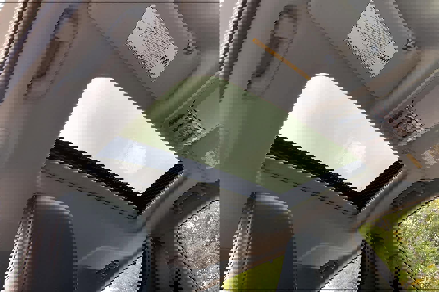 Used 2021 Toyota Highlander XLE image 14