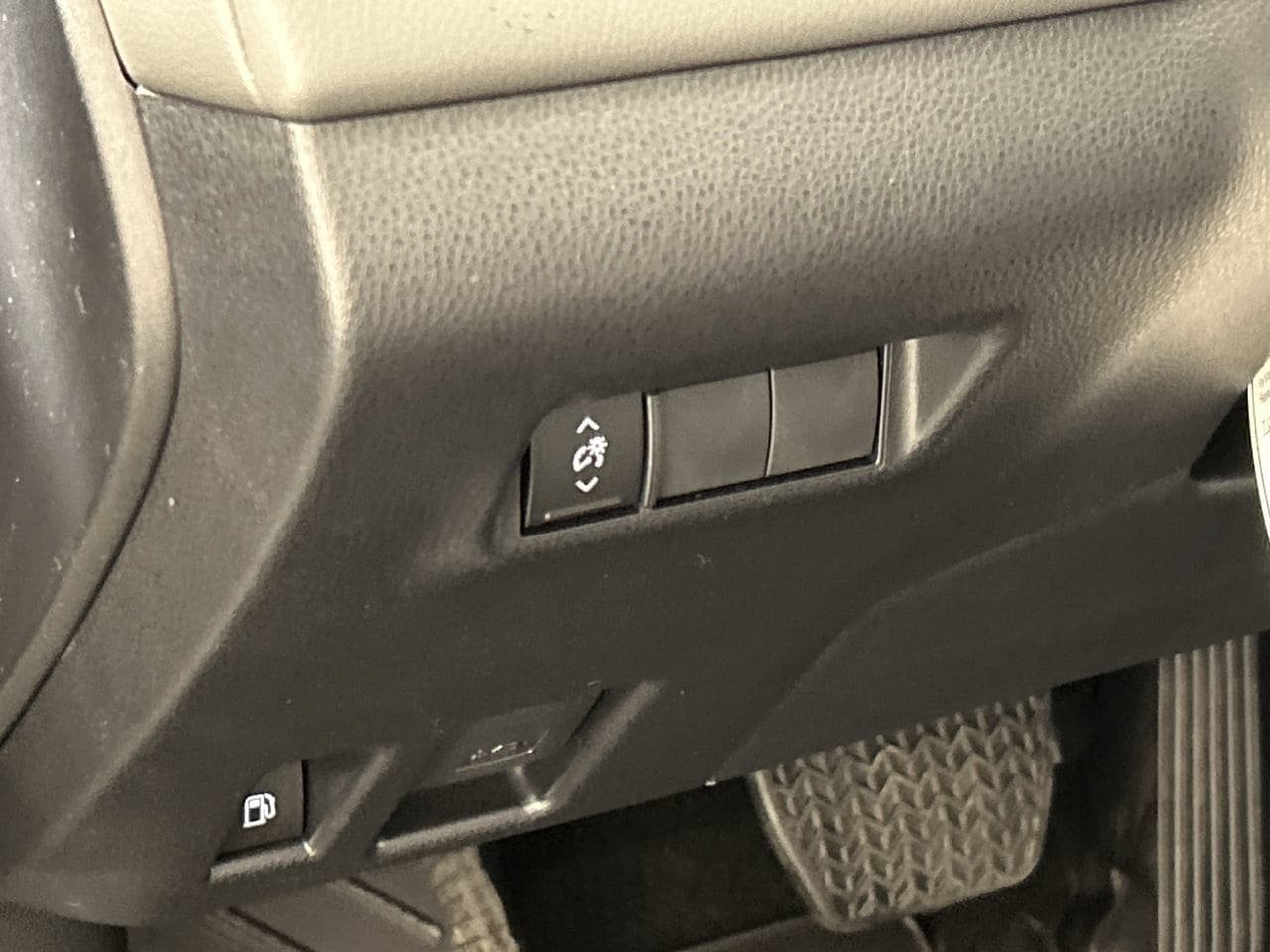 New 2026 Toyota RAV4 SE AWD/4WD image 12