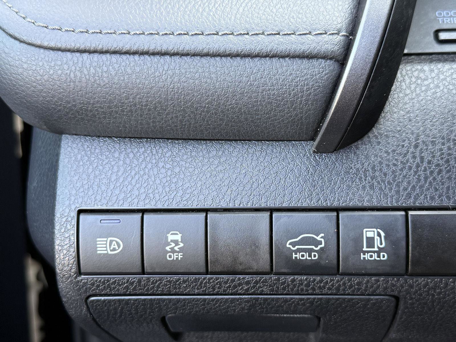 Used 2024 Toyota Camry LE FWD image 17