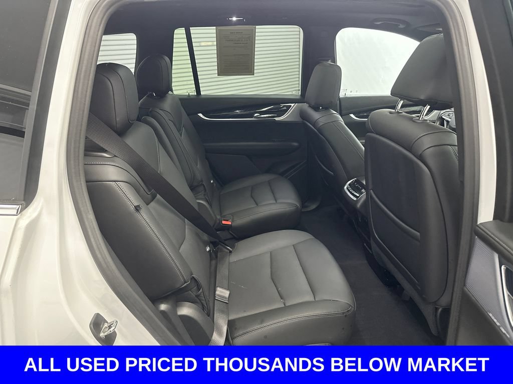 Used 2024 Cadillac XT6 Premium Luxury w/ LPO, Floor Liner Package AWD/4WD image 17
