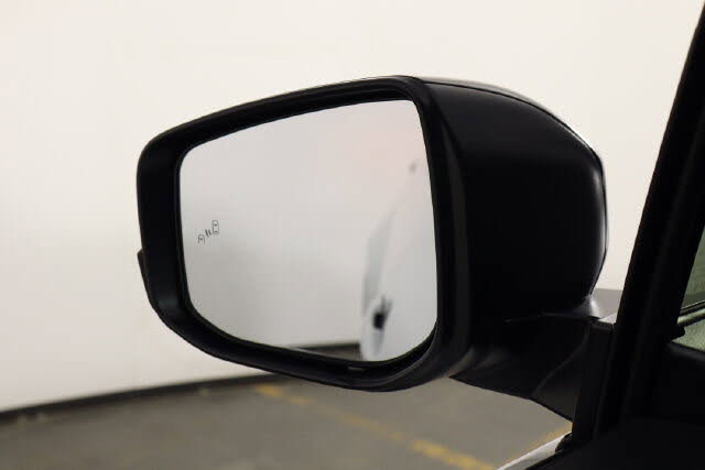 Used 2026 Toyota C-HR AWD/4WD image 39