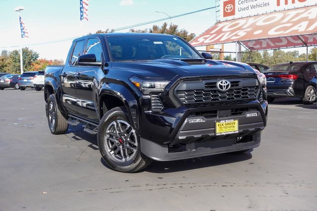 New 2025 Toyota Tacoma TRD Sport image 2