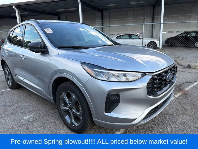 Used 2023 Ford Escape ST-Line w/ Tech Pack #1 AWD/4WD image 10