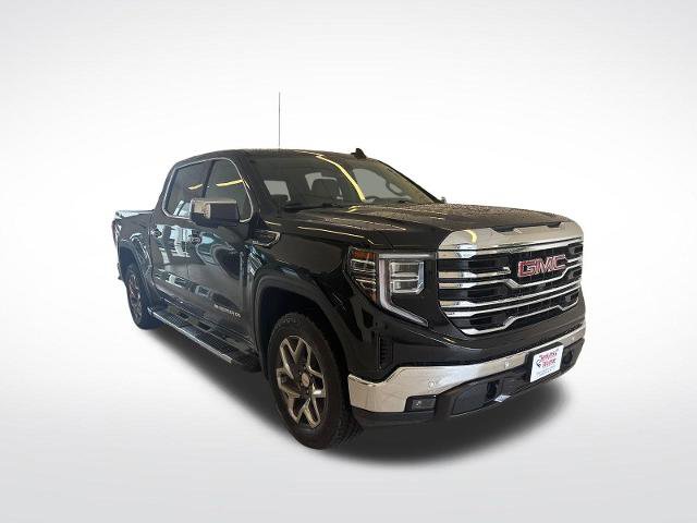 Used 2025 GMC Sierra 1500 SLT w/ SLT Premium Plus Package AWD/4WD image 4