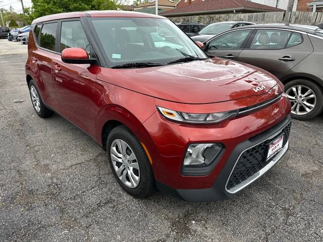 Used 2022 Kia Soul LX FWD image 3