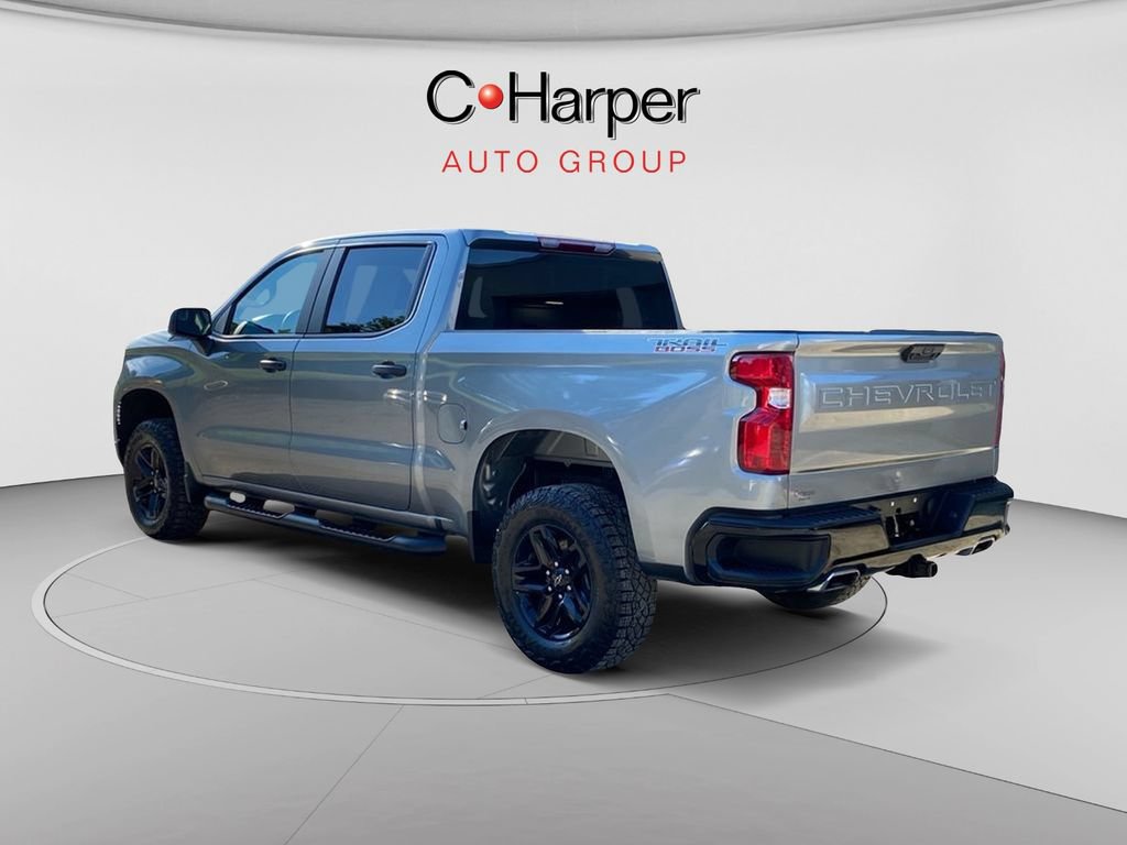 Used 2025 Chevrolet Silverado 1500 Custom Trail Boss w/ LPO, Dark Essentials Package AWD/4WD image 5