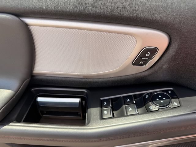 Used 2025 Ford Expedition Active AWD/4WD image 8
