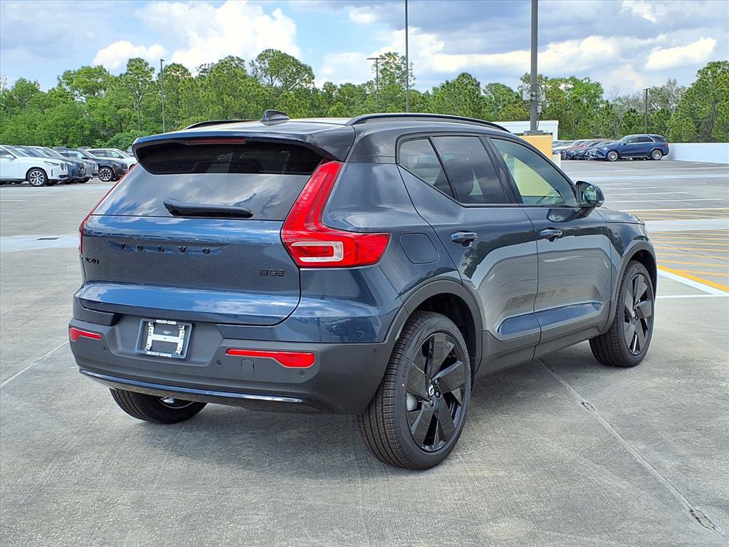 New 2026 Volvo XC40 B5 Ultra w/ Protection Package Premier AWD/4WD image 7