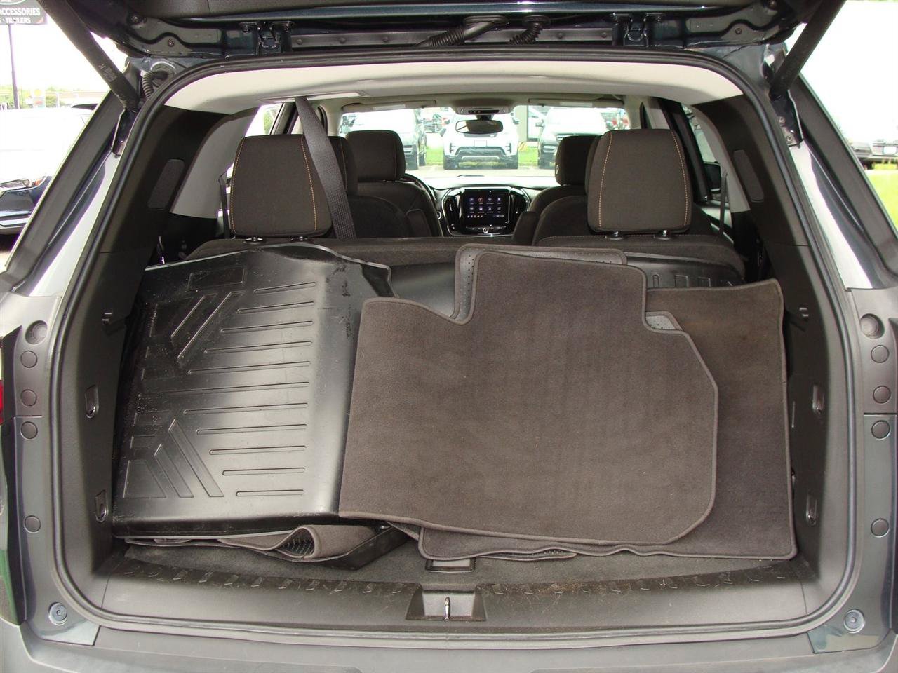 Used 2020 Chevrolet Traverse LT AWD/4WD image 38