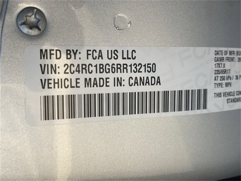 Certified 2024 Chrysler Pacifica Touring-L image 27