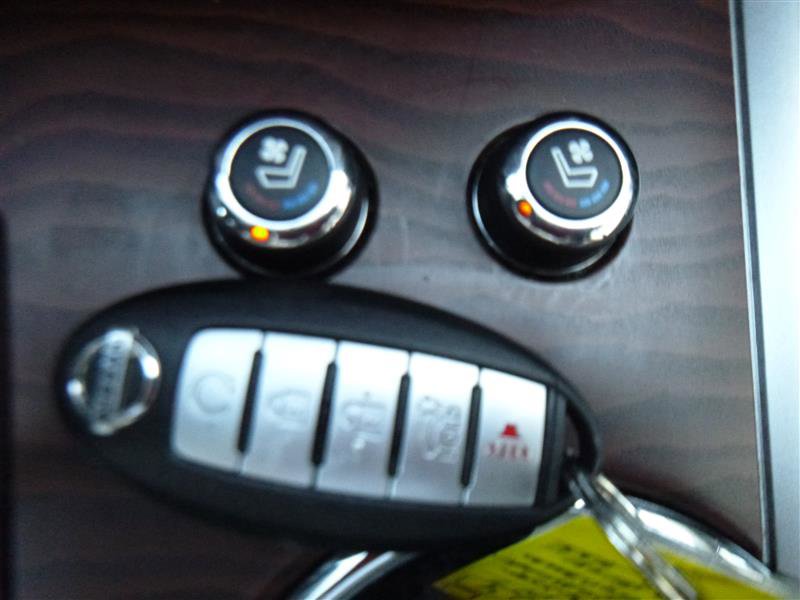 Used 2017 Nissan Pathfinder Platinum w/ Cargo Package image 19