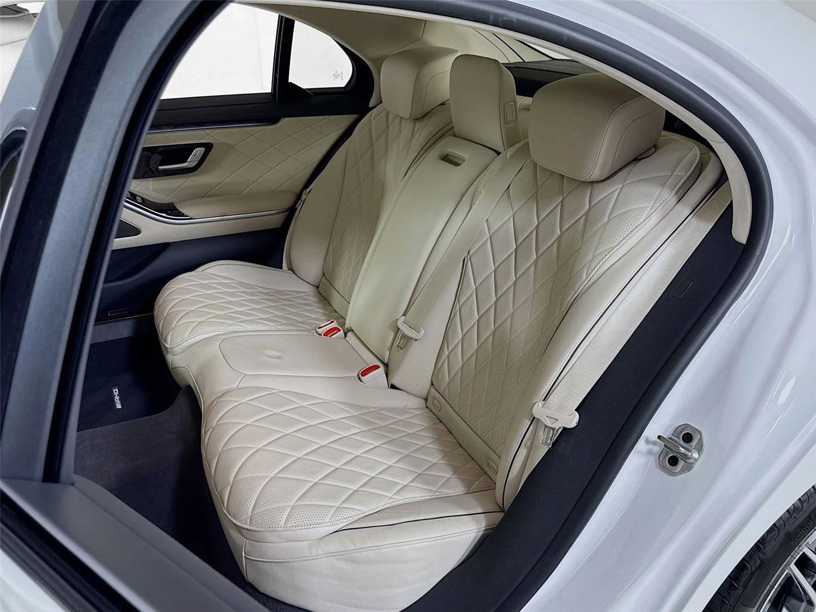 Used 2024 Mercedes-Benz S 580 4MATIC Sedan image 21