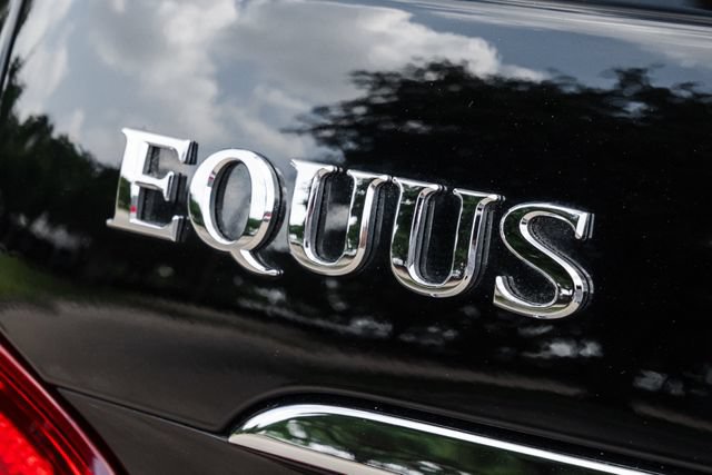 Used 2012 Hyundai Equus Signature RWD image 28