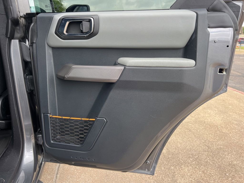 Used 2023 Ford Bronco Badlands image 14