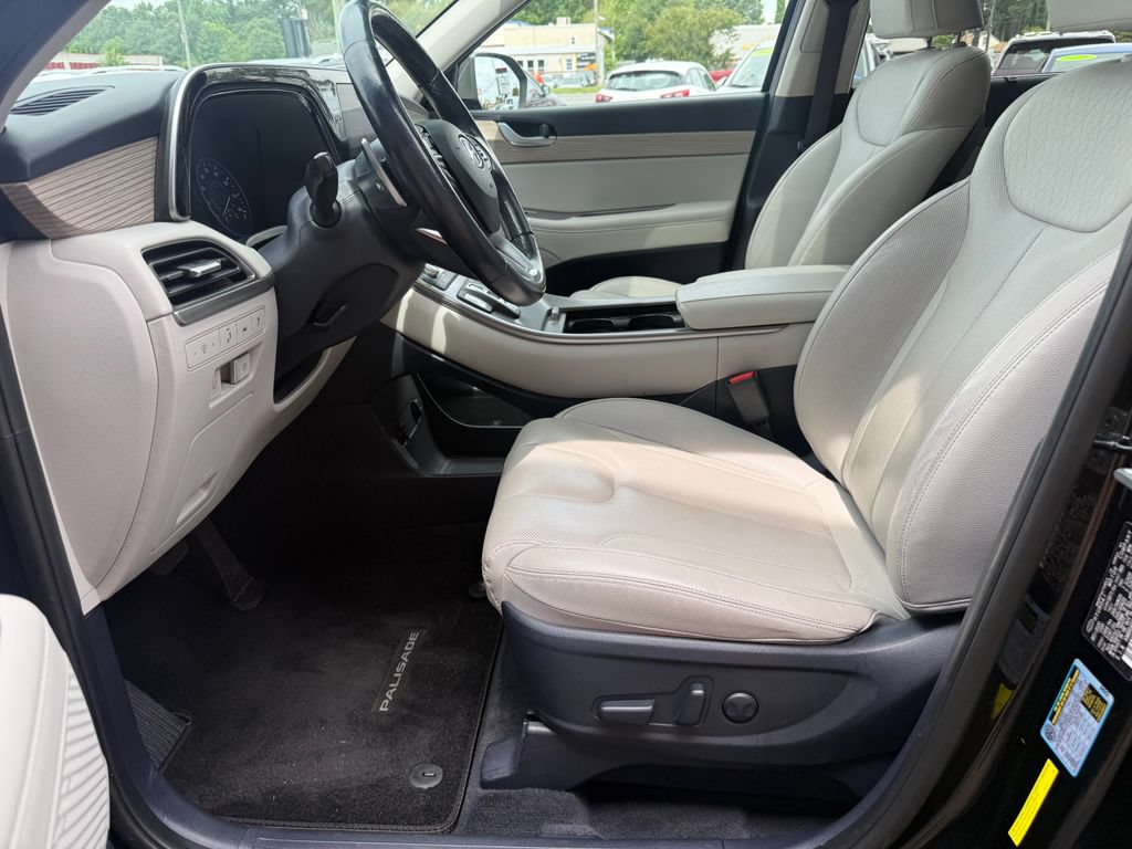 Used 2021 Hyundai Palisade SEL w/ Premium Package AWD/4WD image 12