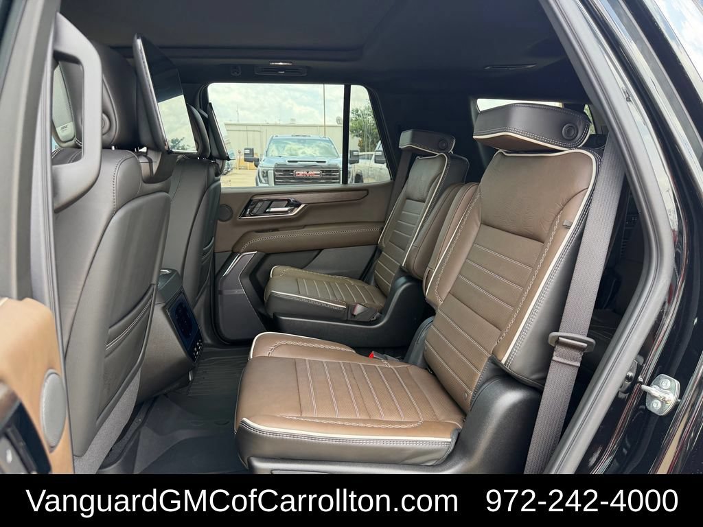 New 2026 GMC Yukon Denali Ultimate AWD/4WD image 25