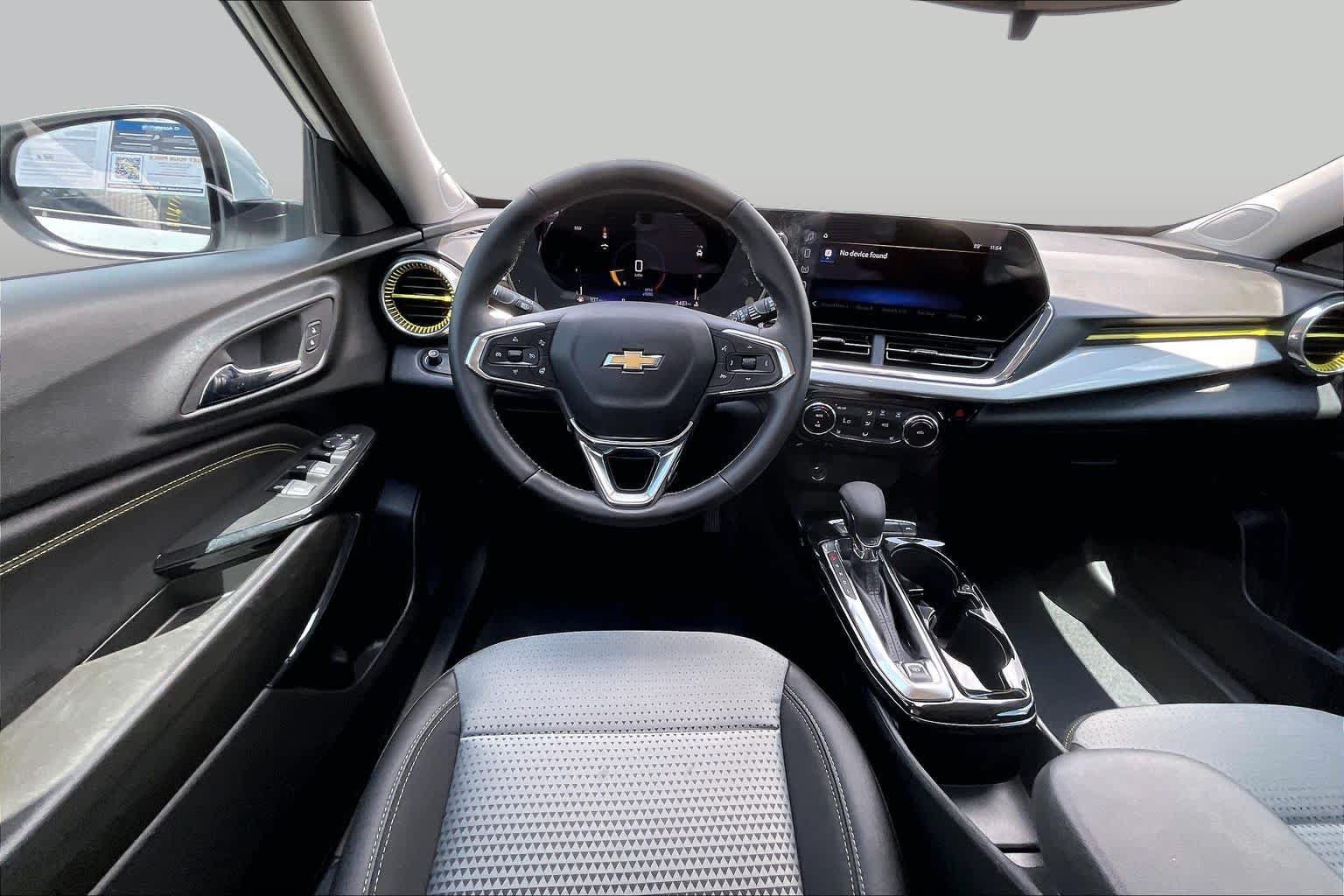 Used 2026 Chevrolet Trax LT w/ Driver Confidence Package FWD image 6