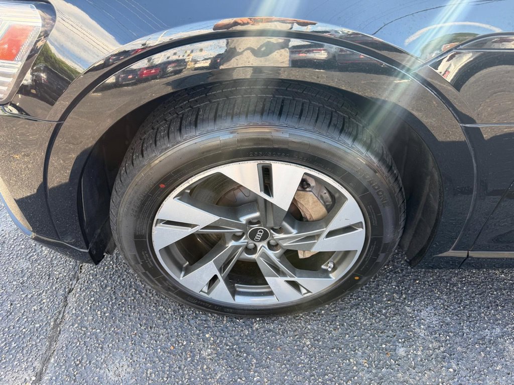 Used 2022 Audi e-tron Premium w/ Towing Package AWD/4WD image 12
