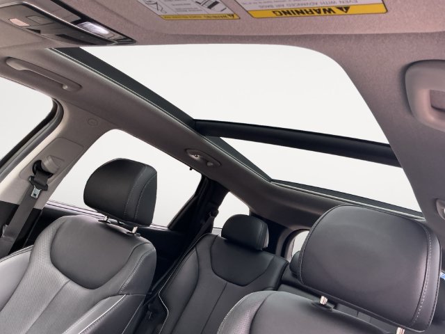 Certified 2022 Hyundai Santa Fe Limited FWD image 12