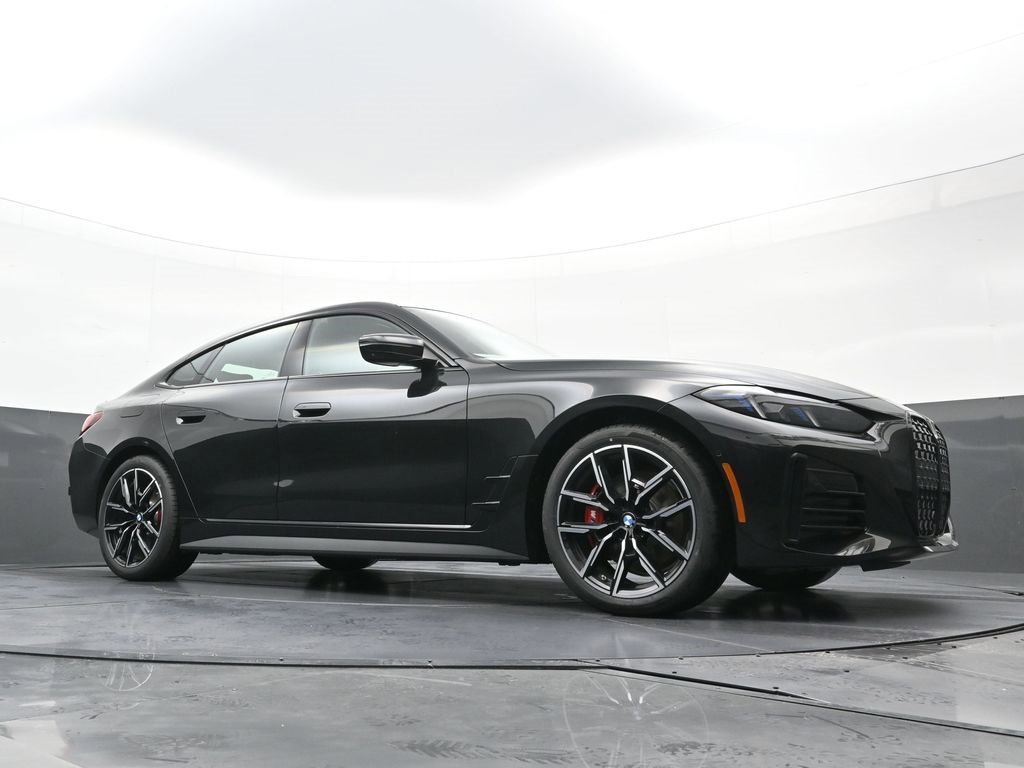 New 2026 BMW 430i xDrive w/ M Sport Package image 22