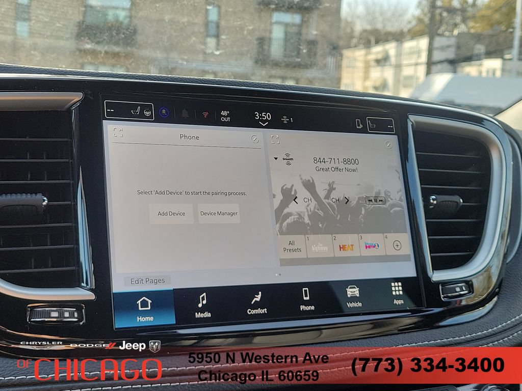 New 2026 Chrysler Pacifica Select AWD/4WD image 26