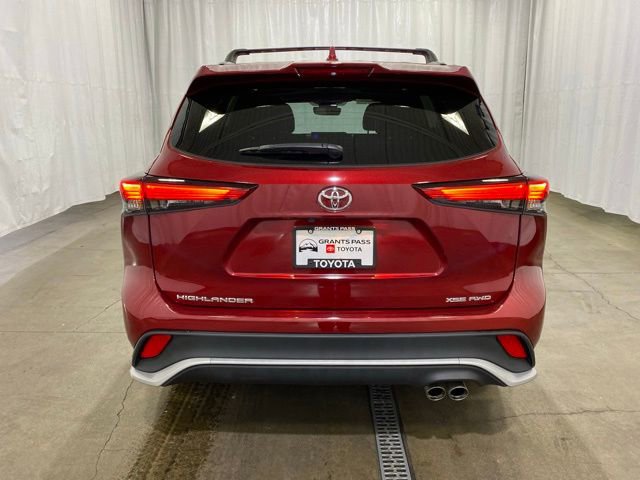 Certified 2023 Toyota Highlander XSE AWD/4WD image 5