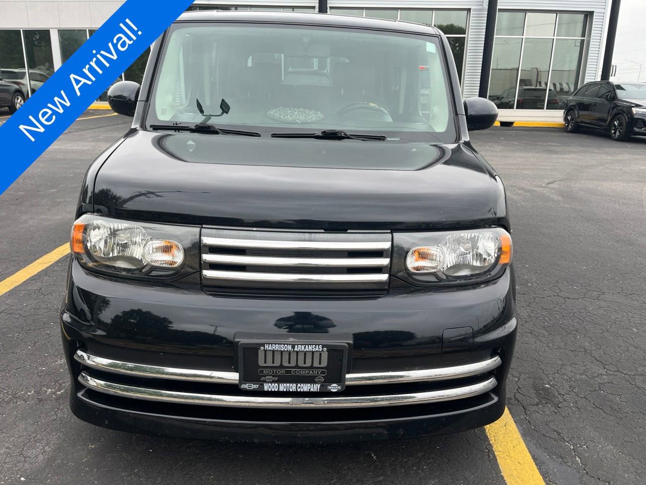 Used 2011 Nissan Cube 1.8 S Krom Edition w/ Interior Designer Pkg FWD video 2