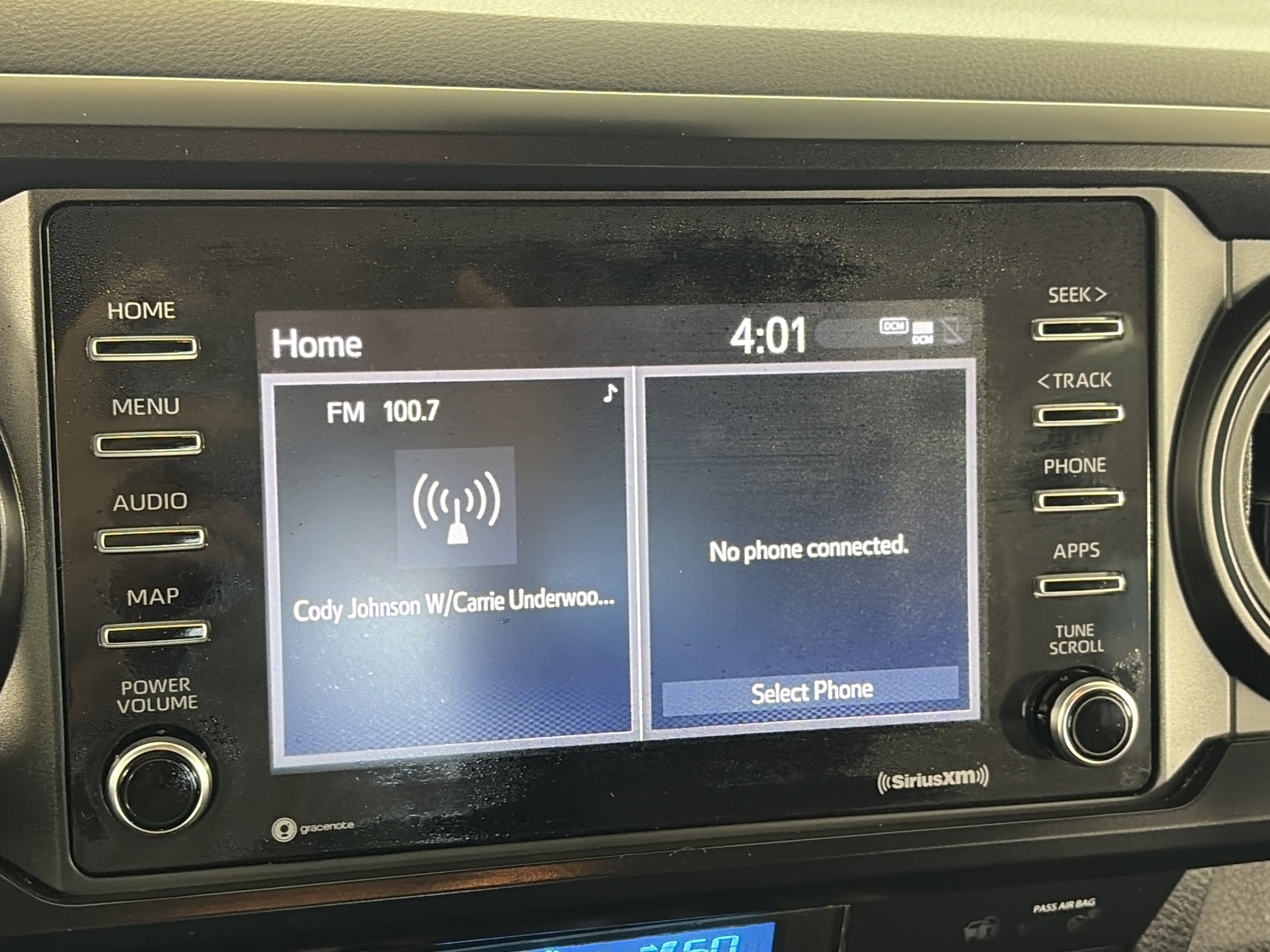 Used 2023 Toyota Tacoma SR AWD/4WD image 17