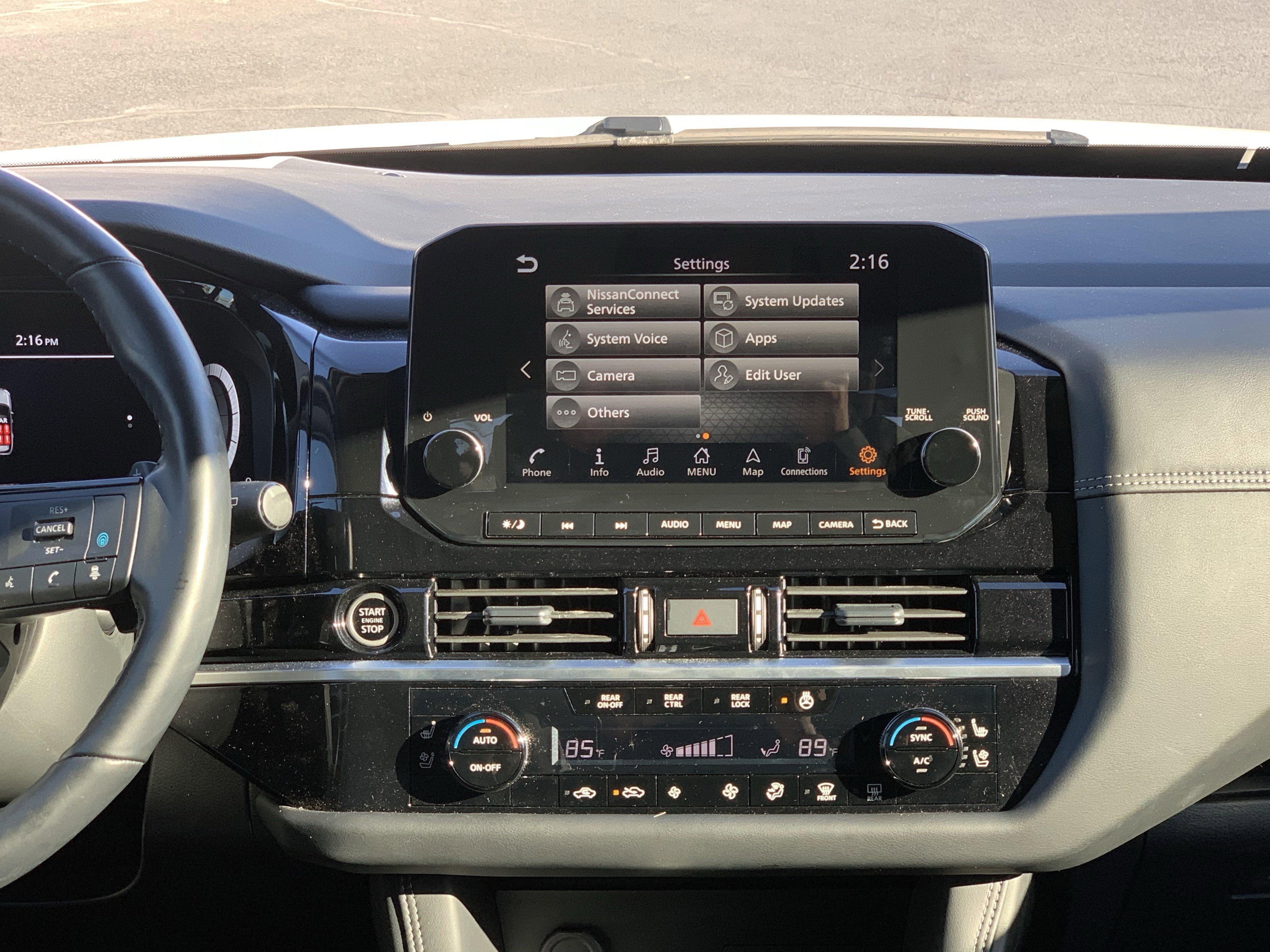 Used 2024 Nissan Pathfinder Platinum w/ Cargo Package image 31