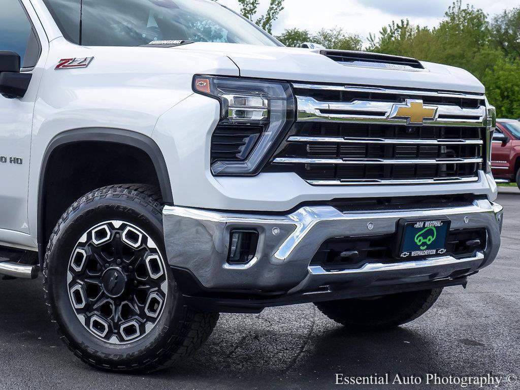 Certified 2024 Chevrolet Silverado 2500 LTZ w/ LTZ Convenience Package AWD/4WD image 3