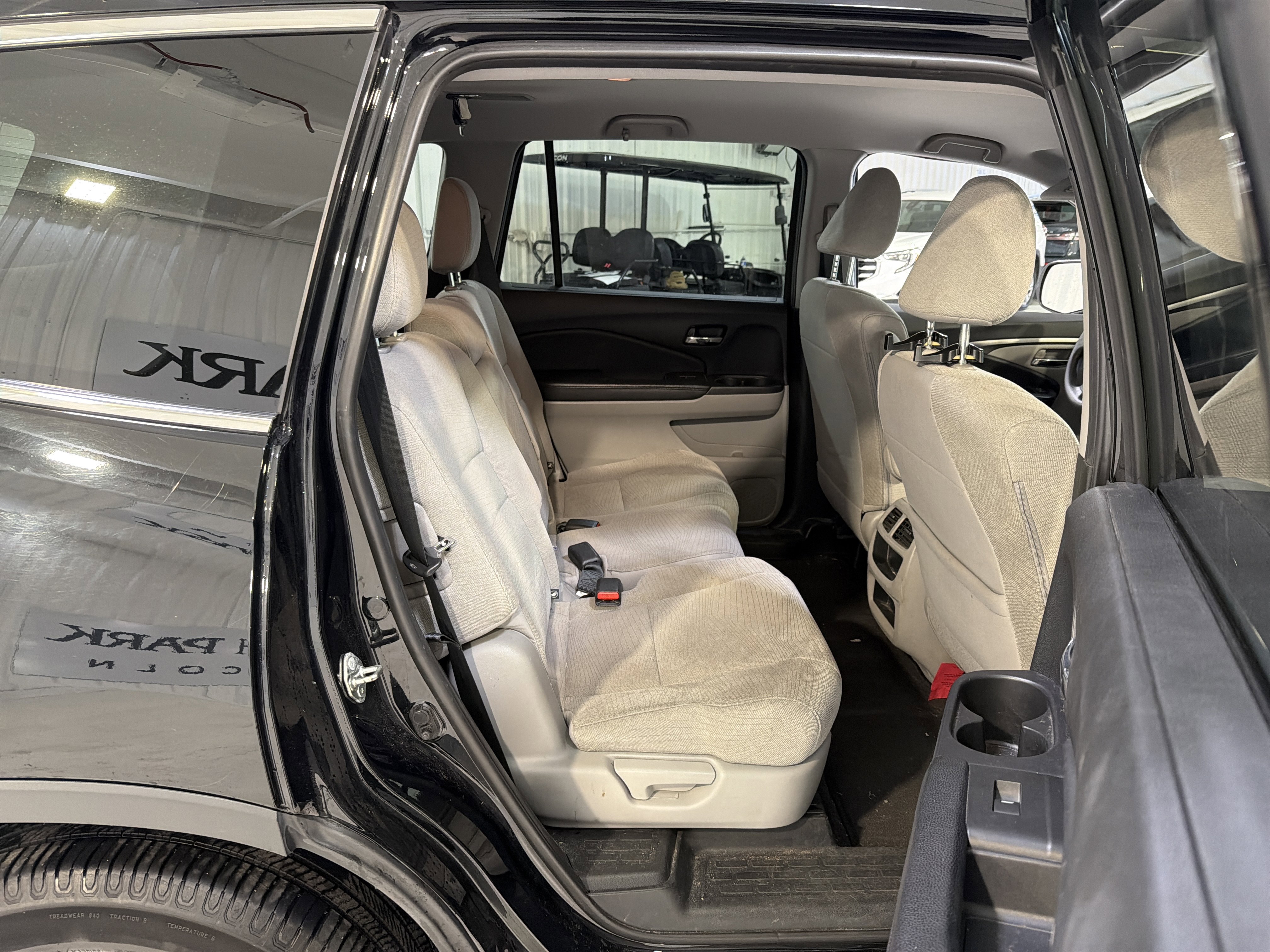 Used 2018 Honda Pilot LX image 13