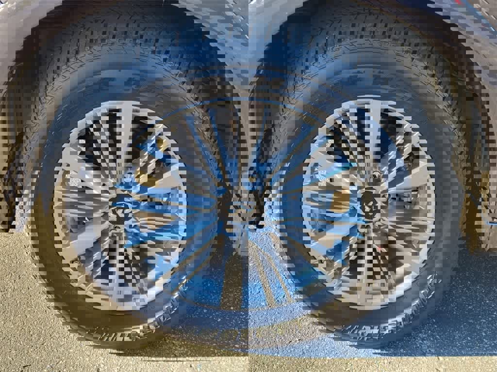 Used 2024 INFINITI QX80 Luxe image 9