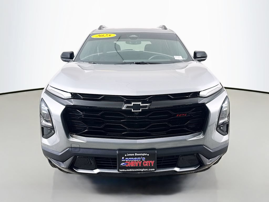 Used 2025 Chevrolet Equinox RS FWD image 2