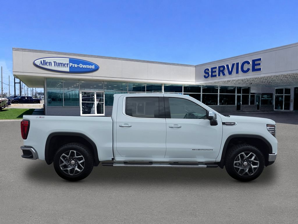 Used 2023 GMC Sierra 1500 SLT AWD/4WD image 47