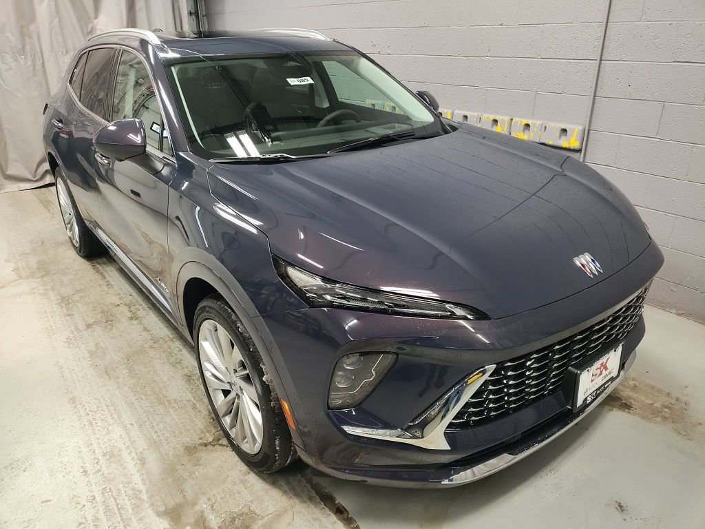 New 2026 Buick Envision Avenir image 5