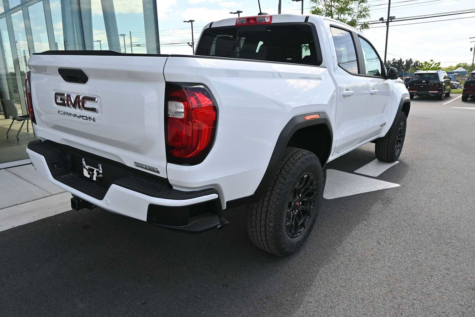 New 2026 GMC Canyon Elevation RWD image 9