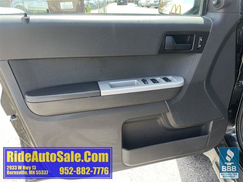 Used 2012 Ford Escape XLT AWD/4WD image 9