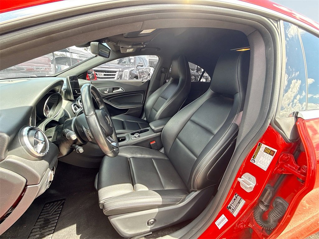 Used 2018 Mercedes-Benz CLA 250 image 22