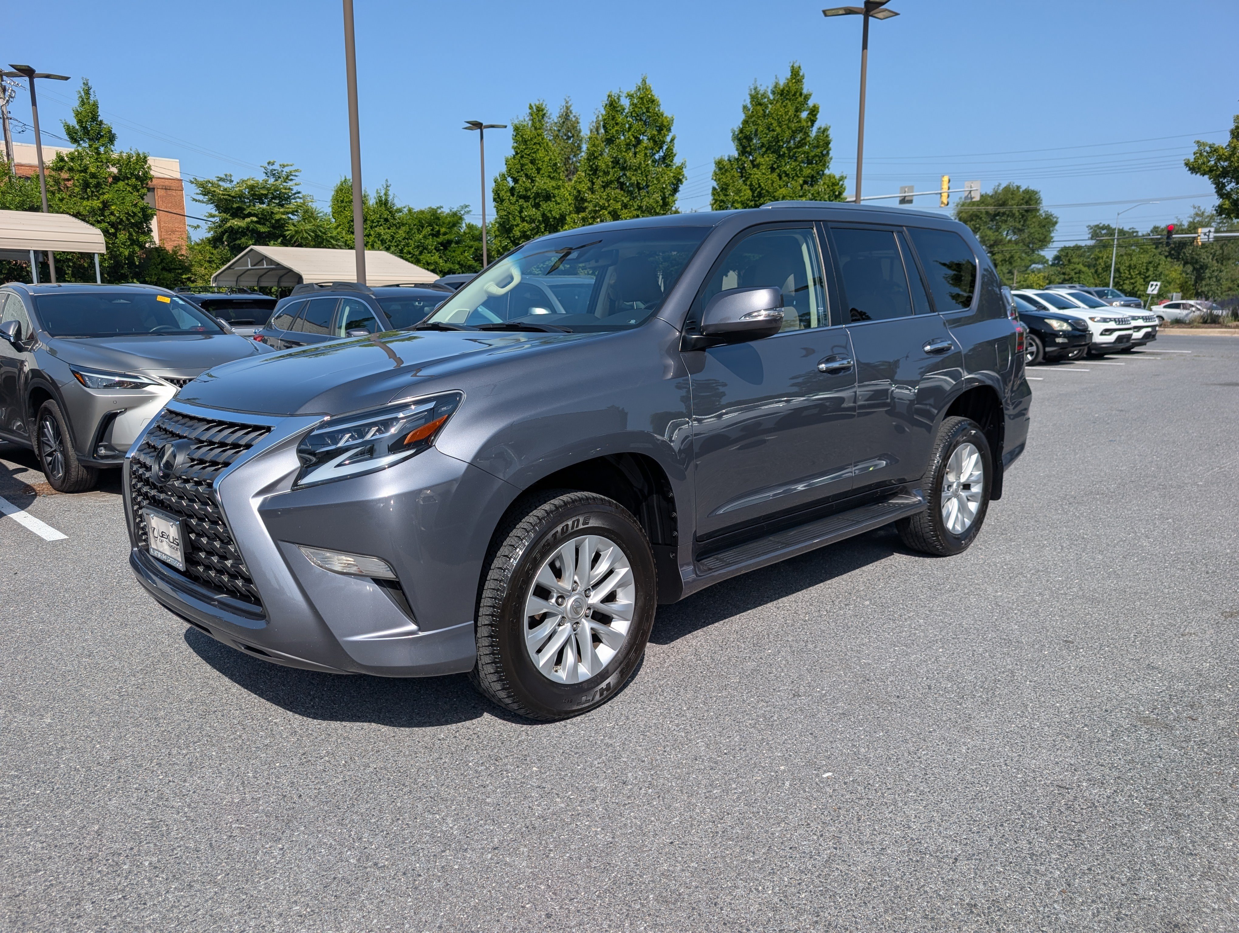 Used 2021 Lexus GX 460 w/ Accessory Package AWD/4WD image 7