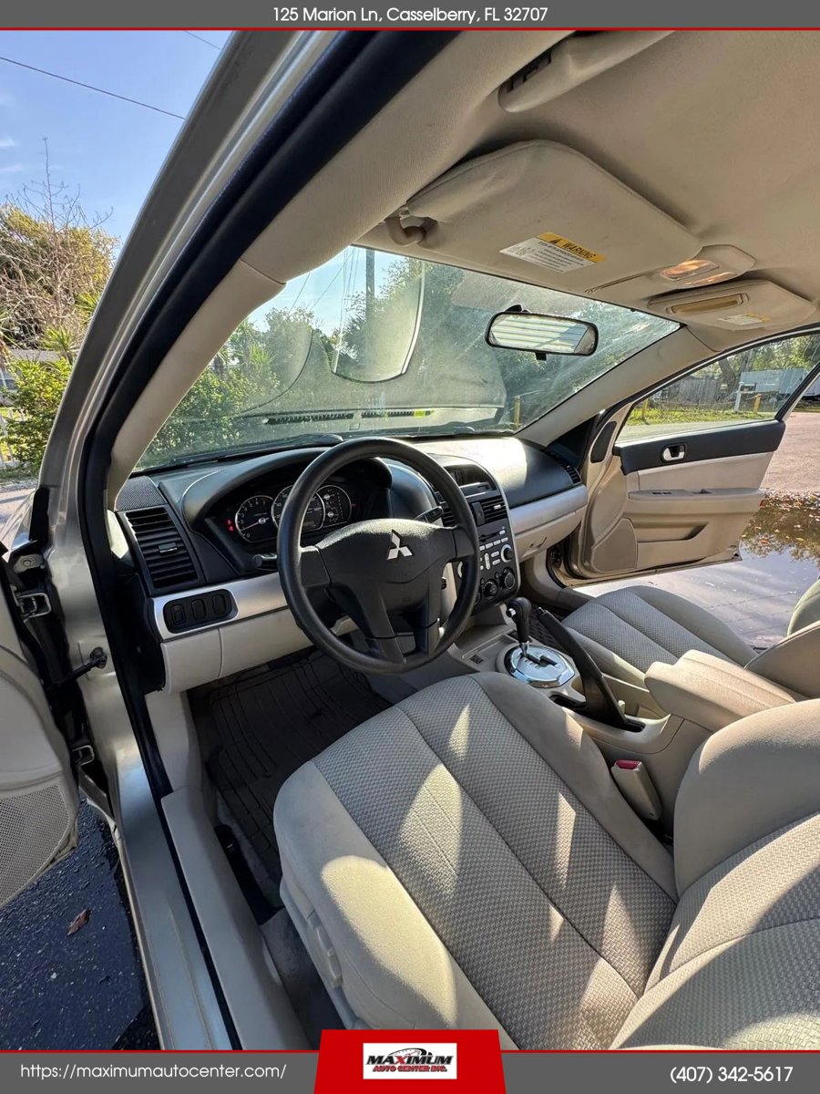 Used 2007 Mitsubishi Galant ES image 6