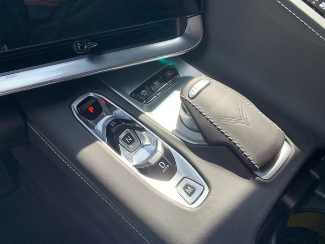 Used 2024 Chevrolet Corvette Stingray Premium Conv w/ Z51 Performance Package RWD image 24