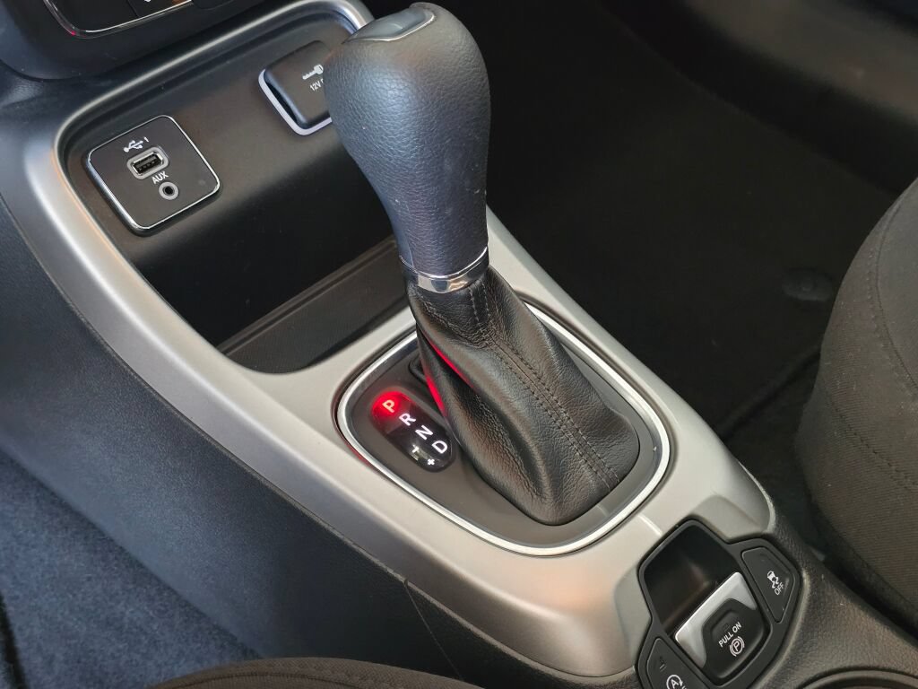 Used 2020 Jeep Compass Sport FWD image 24
