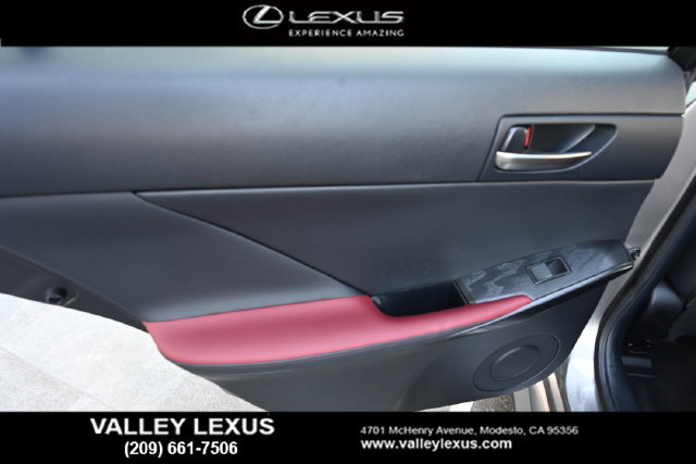 Certified 2022 Lexus IS 300 w/ Premium Package RWD image 18