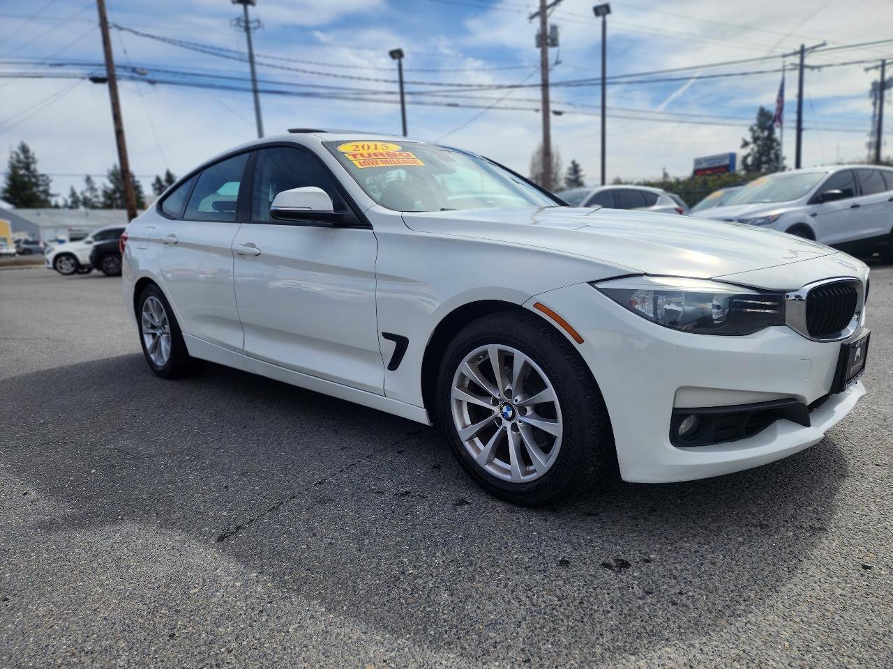 Used 2015 BMW 328i Gran Turismo xDrive AWD/4WD image 4
