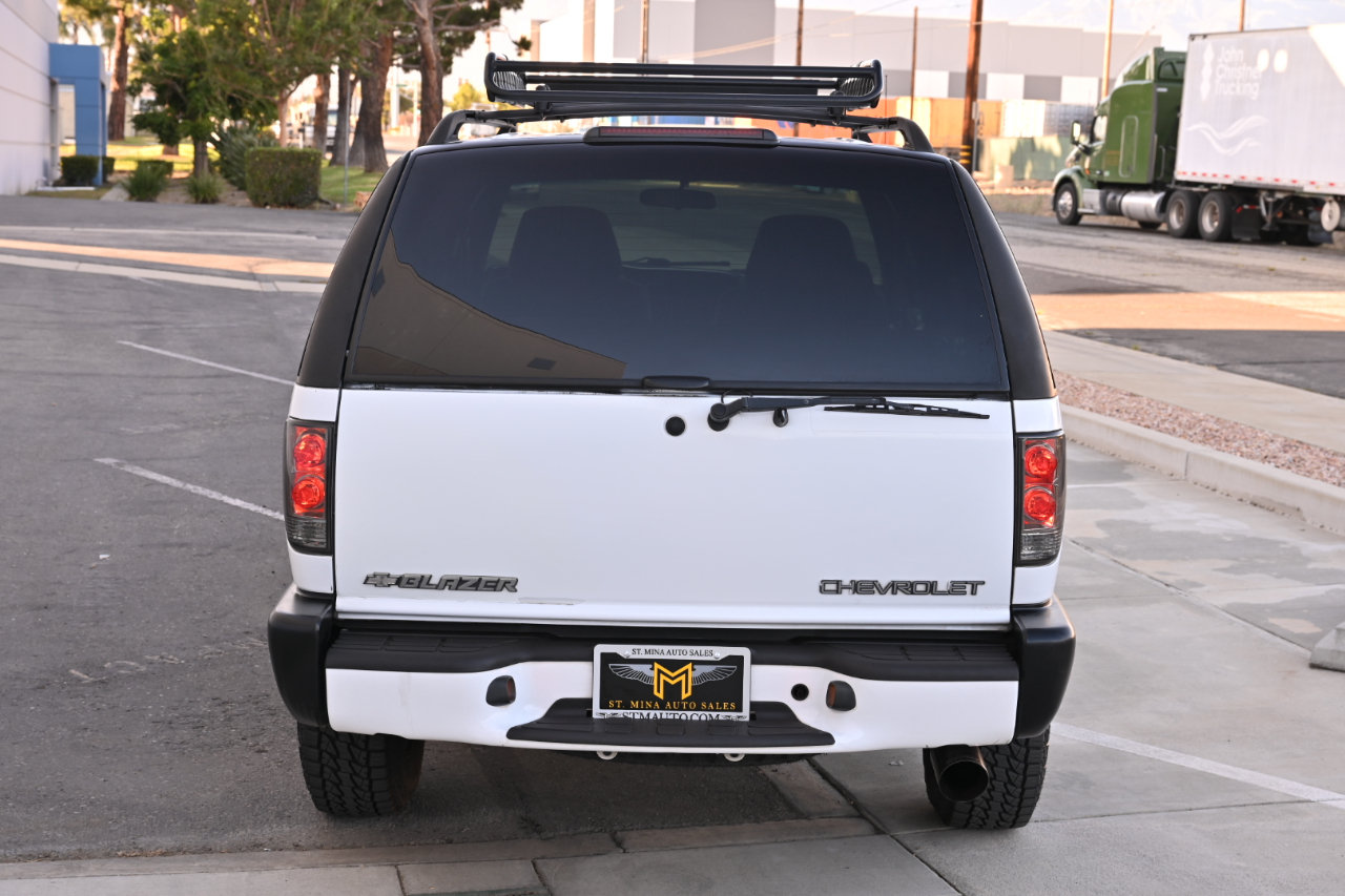 Used 2002 Chevrolet Blazer LS w/ Preferred Equipment Group AWD/4WD image 5